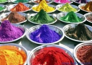 染料在化工領(lǐng)域的分類(lèi)是怎樣的？不同類(lèi)型的染料有什么特點(diǎn)？